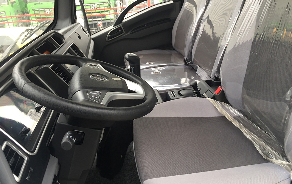 齊東方牌CLD5070GXWEQ6型吸污車